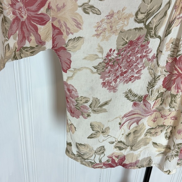 Beautiful flowery FRYE x ANTHROPOLOGIE balloon sleeve shirt - Picture 15 of 15